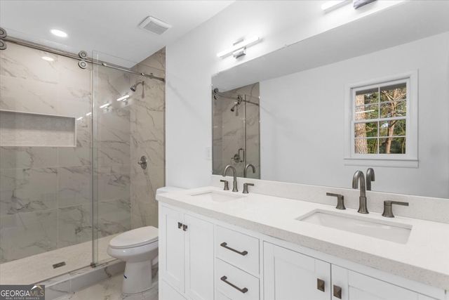 4074 Idlevale Drive, Tucker, GA 30084