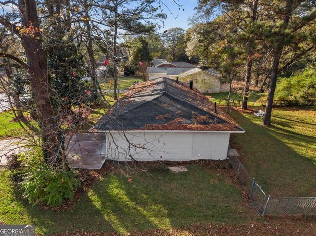 4074 Idlevale Drive, Tucker, GA 30084