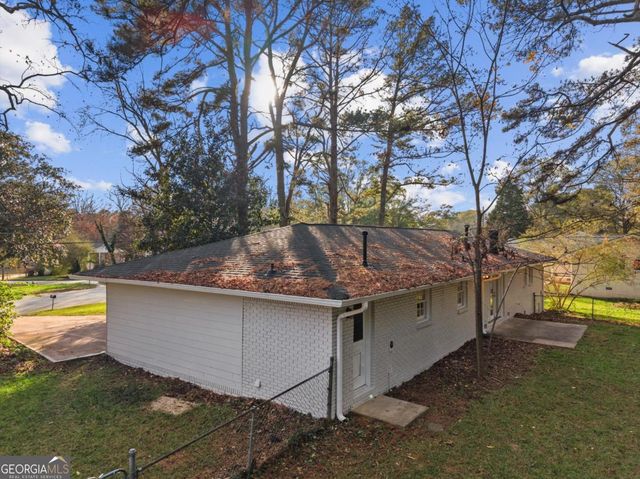 4074 Idlevale Drive, Tucker, GA 30084