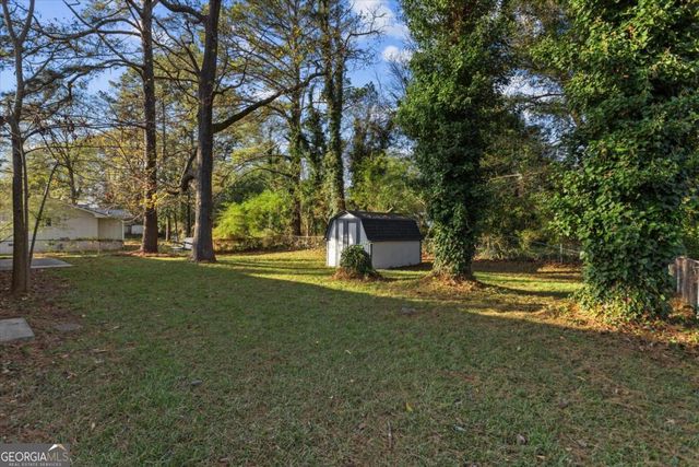 4074 Idlevale Drive, Tucker, GA 30084