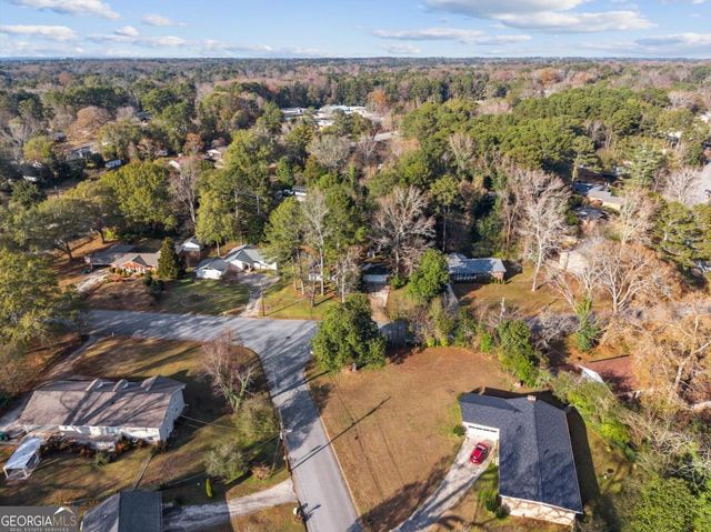 4074 Idlevale Drive, Tucker, GA 30084