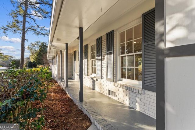 4074 Idlevale Drive, Tucker, GA 30084