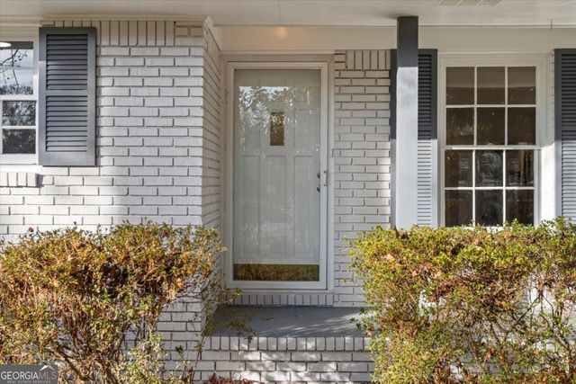 4074 Idlevale Drive, Tucker, GA 30084