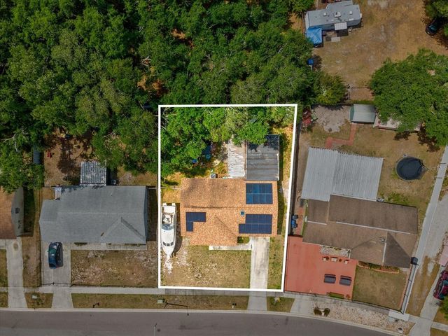 1810 GREEN RIDGE ROAD, Tampa, FL 33619