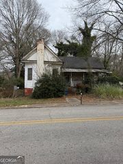 221 Johnson Street, Hogansville, GA 30230