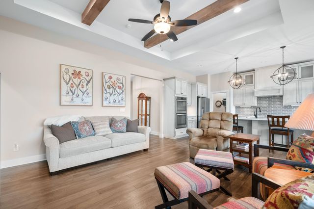 3225 N Judith St, Wichita, KS 67205