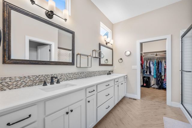 3225 N Judith St, Wichita, KS 67205