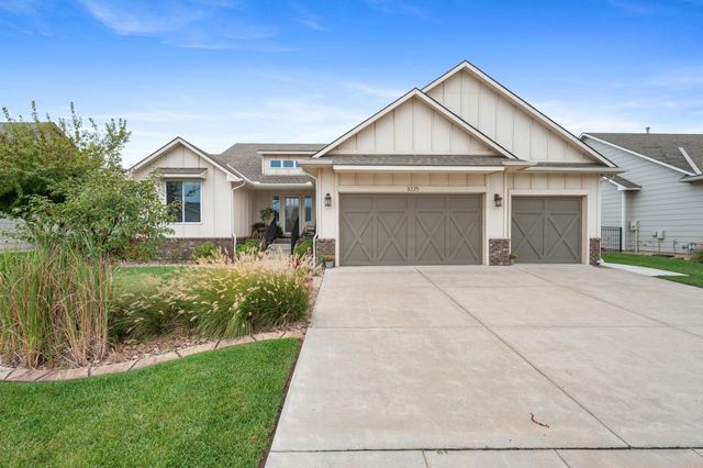 3225 N Judith St, Wichita, KS 67205