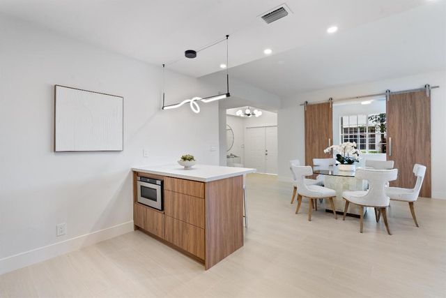 5154 Lake Catalina Drive A, Boca Raton, FL 33496