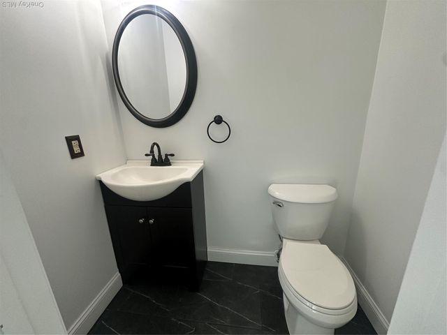 276 Temple Hill Road 1407, New Windsor, NY 12553