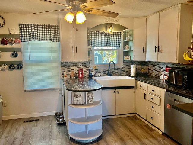 1718 N Socony St, Augusta, KS 67010