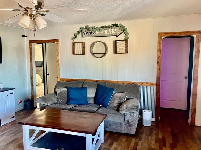 1718 N Socony St, Augusta, KS 67010