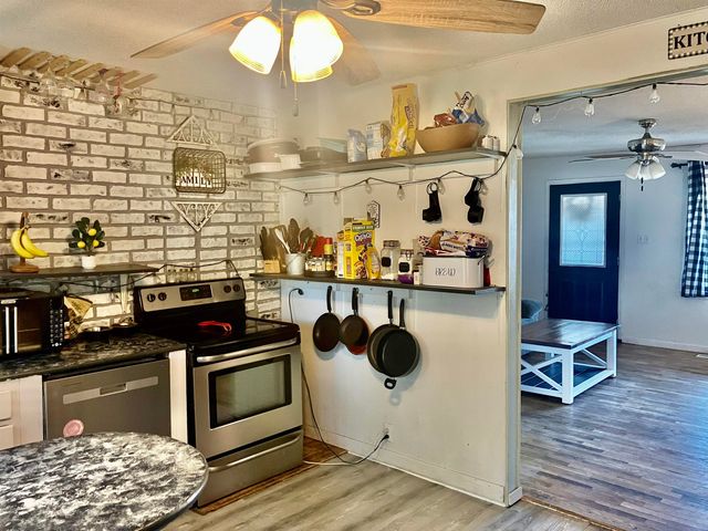 1718 N Socony St, Augusta, KS 67010