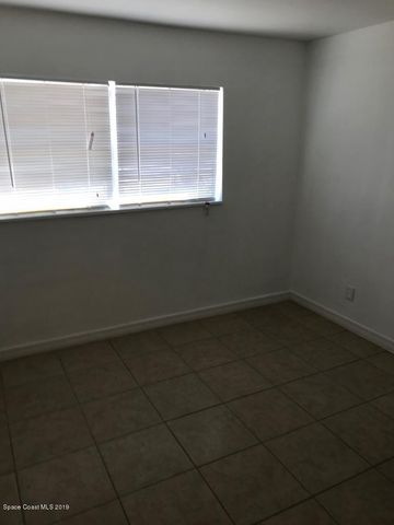 291 6th Court SW, Vero Beach, FL 32962