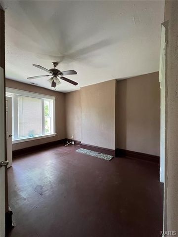 4717 Ashland Avenue, St Louis, MO 63115