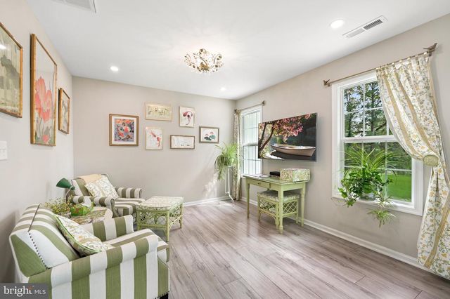 120 LAKEVIEW DR, Salisbury, MD 21804