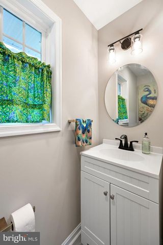 120 LAKEVIEW DR, Salisbury, MD 21804
