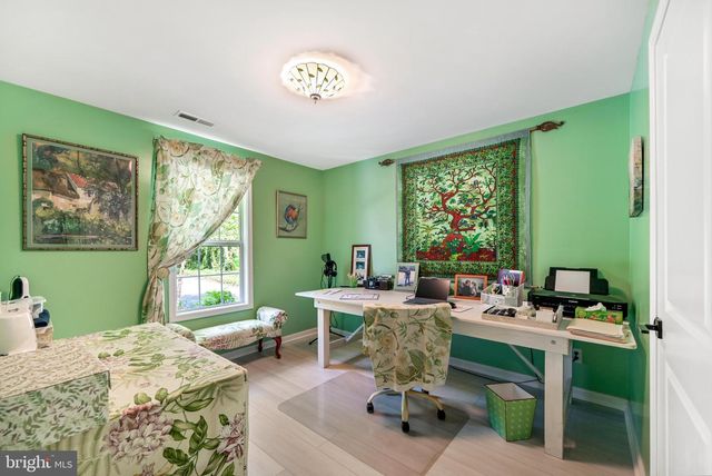 120 LAKEVIEW DR, Salisbury, MD 21804