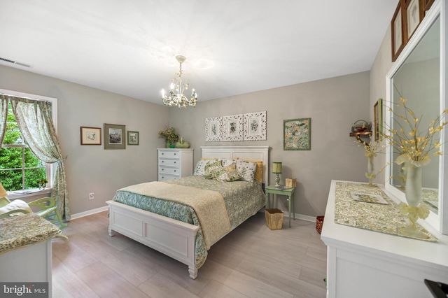120 LAKEVIEW DR, Salisbury, MD 21804