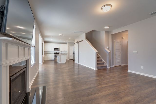 436 Nightcap Ln, Murfreesboro, TN 37128