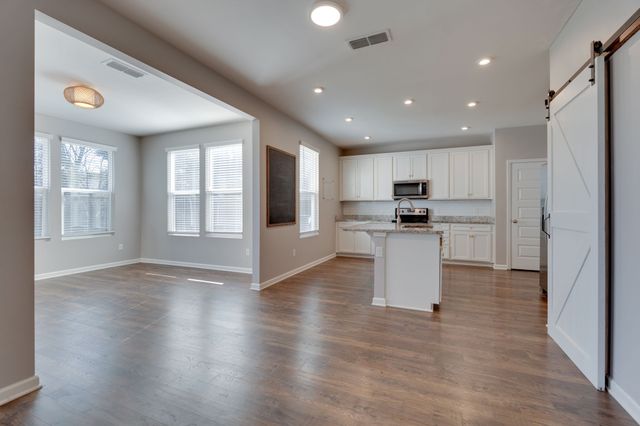 436 Nightcap Ln, Murfreesboro, TN 37128