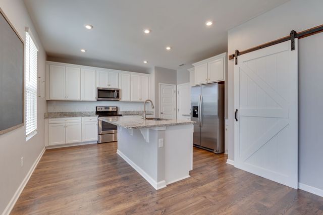 436 Nightcap Ln, Murfreesboro, TN 37128