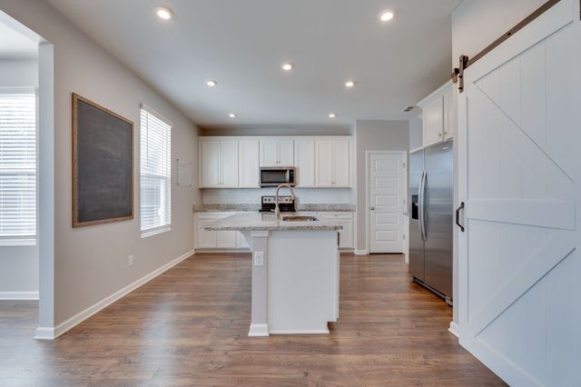 436 Nightcap Ln, Murfreesboro, TN 37128