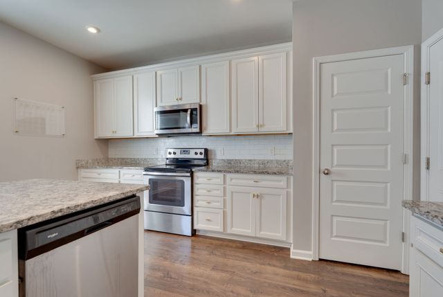 436 Nightcap Ln, Murfreesboro, TN 37128