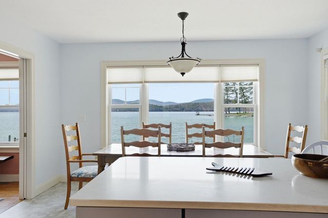 35 Rocky Shore Road, Wolfeboro, NH 03894