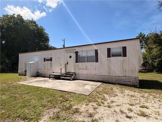 7869 Suncoast DR, North Fort Myers, FL 33917