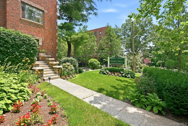 1 Franklin Avenue 5F, White Plains, NY 10601