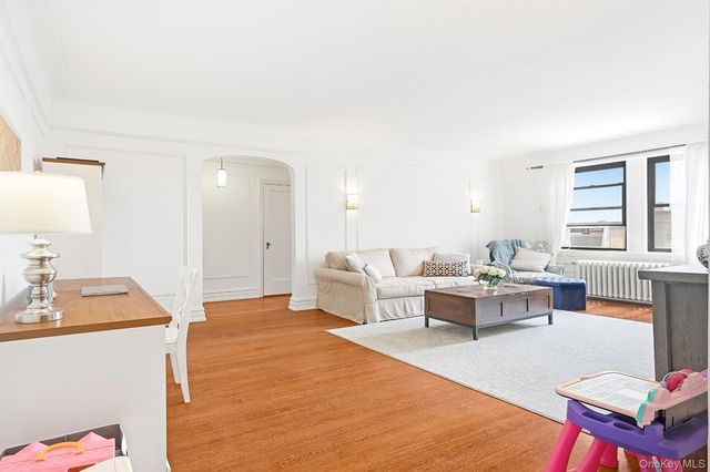 1 Franklin Avenue 5F, White Plains, NY 10601