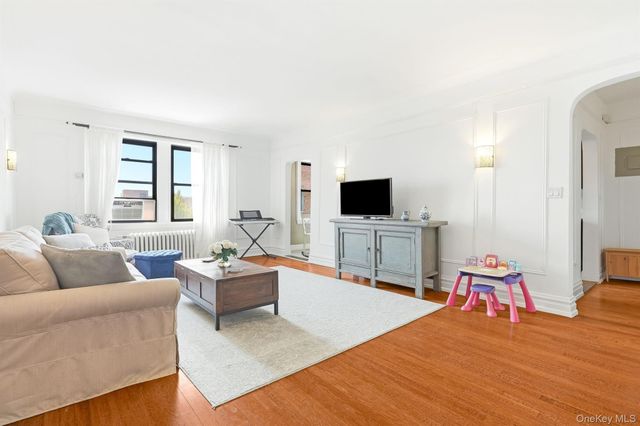 1 Franklin Avenue 5F, White Plains, NY 10601