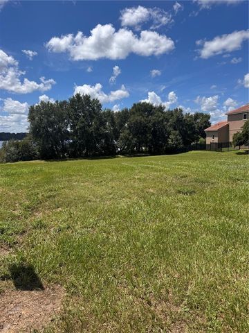 10642 CRESCENT LAKE COURT, Clermont, FL 34711