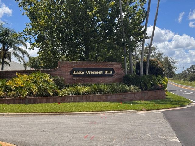 10642 CRESCENT LAKE COURT, Clermont, FL 34711