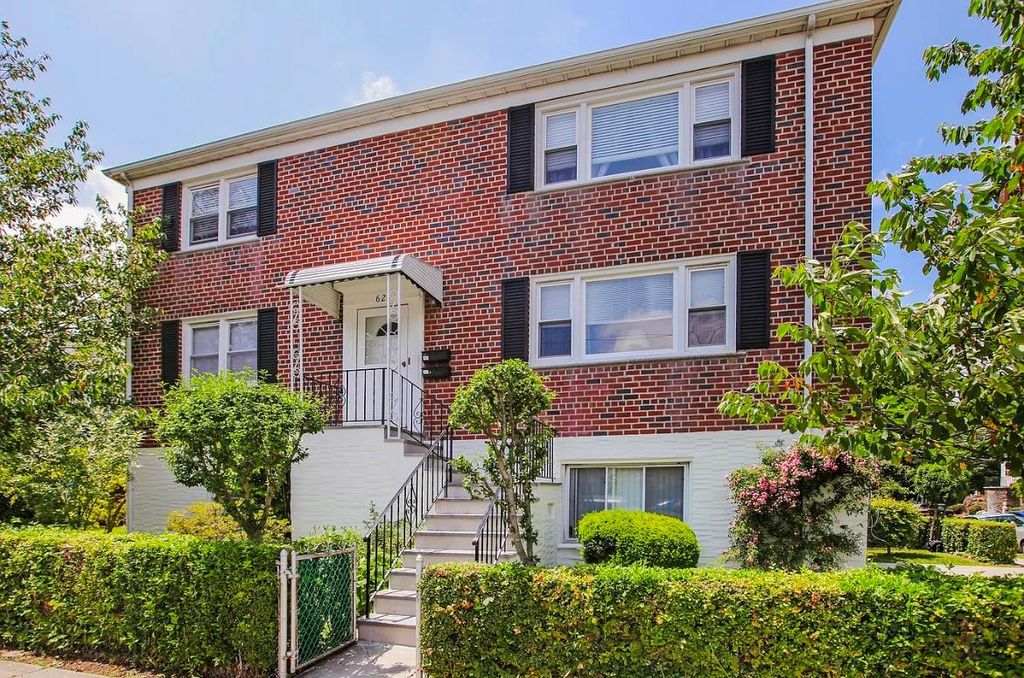 62 Fortfield Avenue, Yonkers, NY 10701