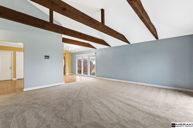 11705 Ruggles Circle, Omaha, NE 68164