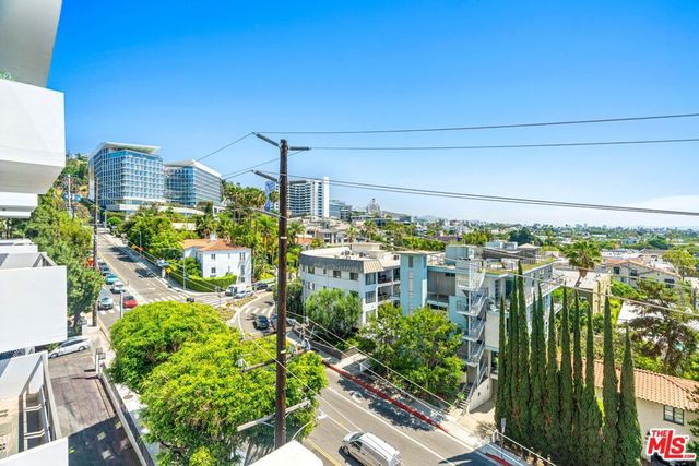 1155 N La Cienega Boulevard 508, West Hollywood, CA 90069