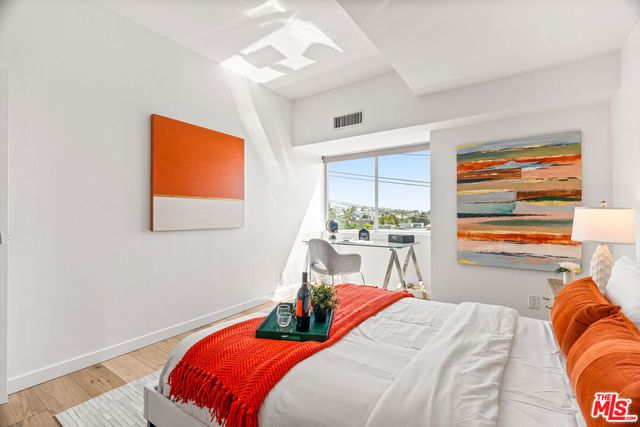 1155 N La Cienega Boulevard 508, West Hollywood, CA 90069