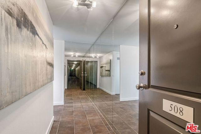 1155 N La Cienega Boulevard 508, West Hollywood, CA 90069