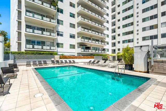 1155 N La Cienega Boulevard 508, West Hollywood, CA 90069