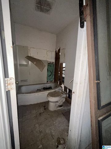 1825 MONROE AVENUE SW, Birmingham, AL 35211