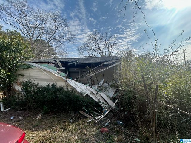 1825 MONROE AVENUE SW, Birmingham, AL 35211