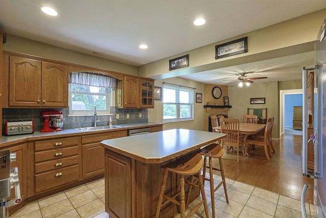 2061 Edinburg Lane, Fairfield, OH 45014
