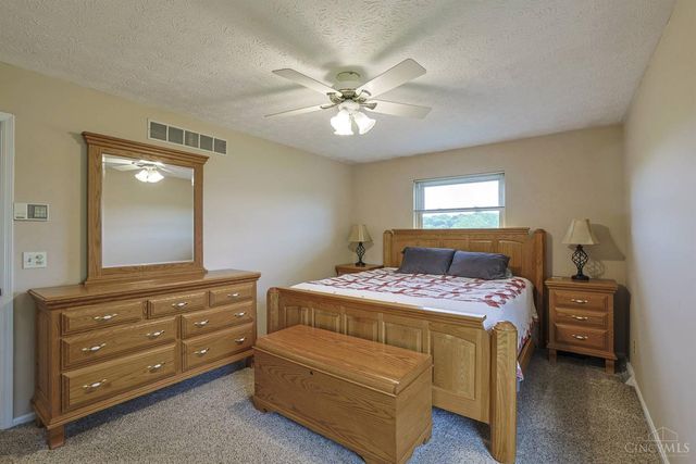 2061 Edinburg Lane, Fairfield, OH 45014