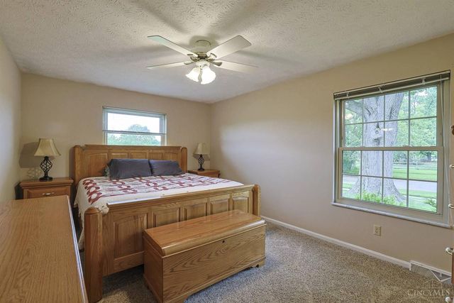 2061 Edinburg Lane, Fairfield, OH 45014