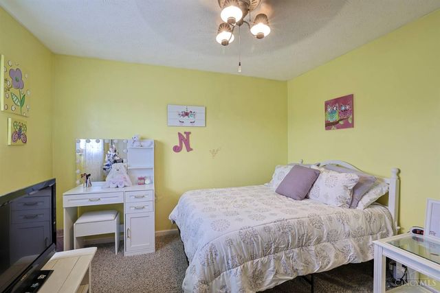 2061 Edinburg Lane, Fairfield, OH 45014