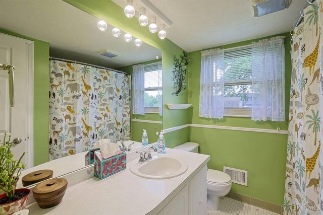 2061 Edinburg Lane, Fairfield, OH 45014