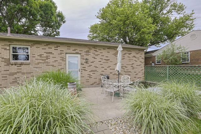 2061 Edinburg Lane, Fairfield, OH 45014