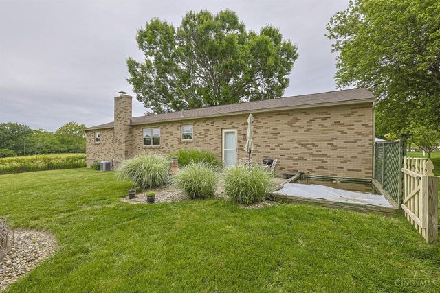 2061 Edinburg Lane, Fairfield, OH 45014